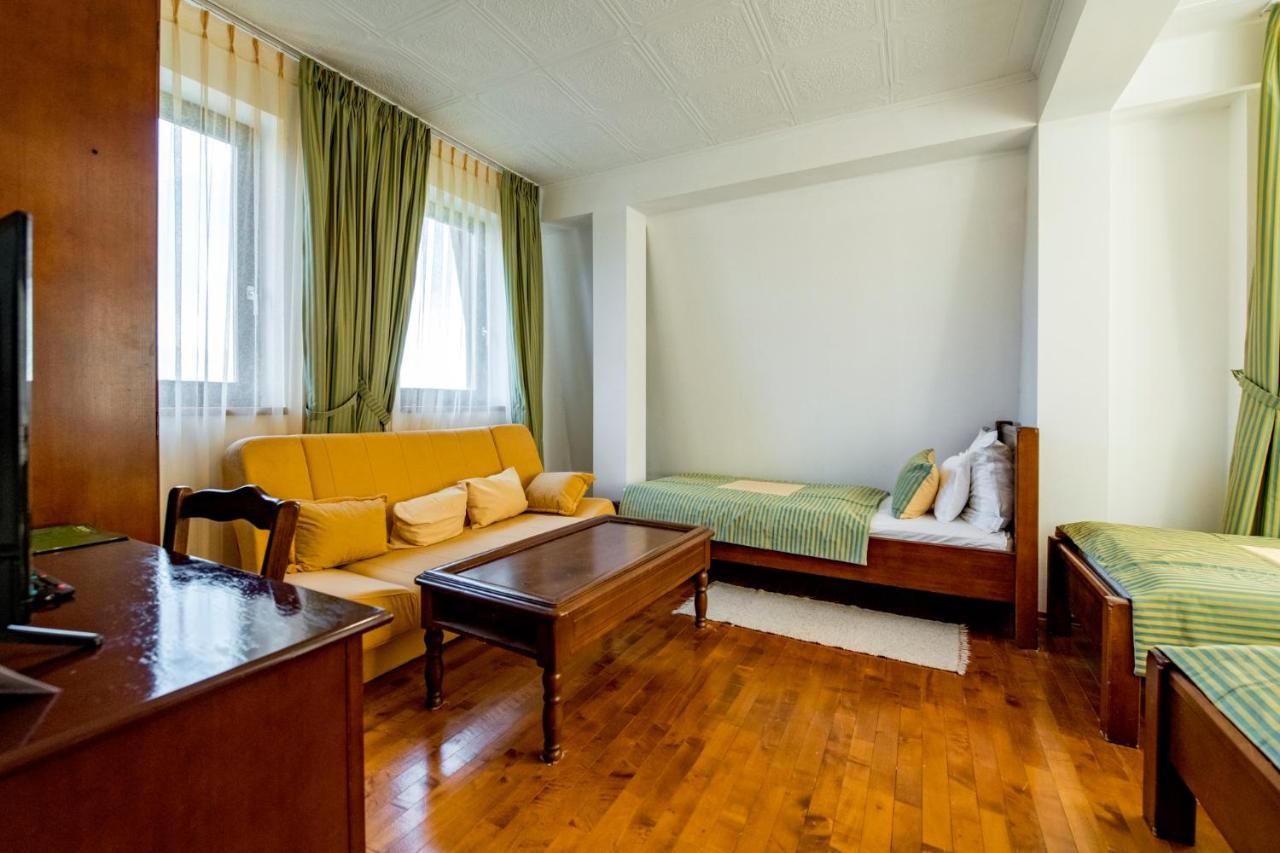 Hotel Sunce Vlasic Exterior photo